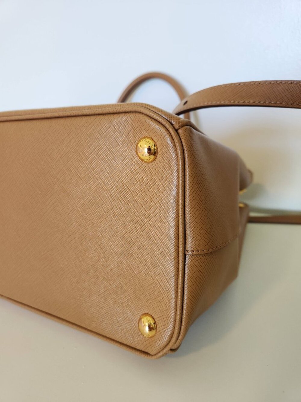 New Prada Brown Saffiano Lux Leather  Double Zip Tote - Picture 7 of 15